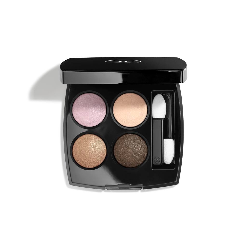 レ キャトル オンブル CHANEL