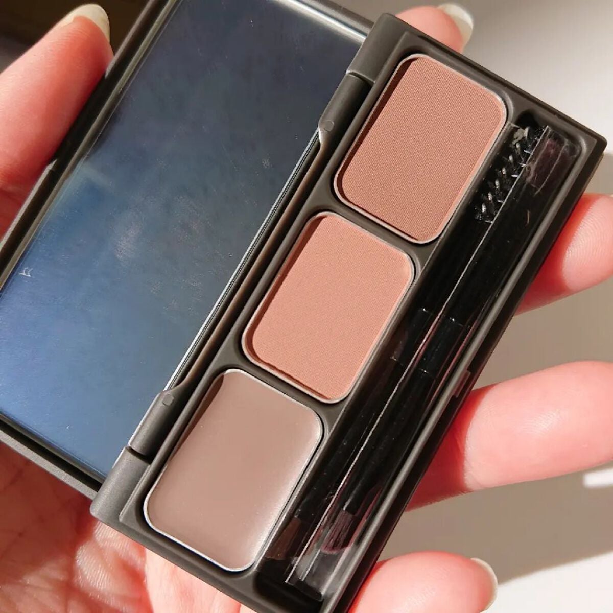 ブロウシャドウ パレット/OSAJI/パウダーアイブロウを使ったクチコミ(7枚目)