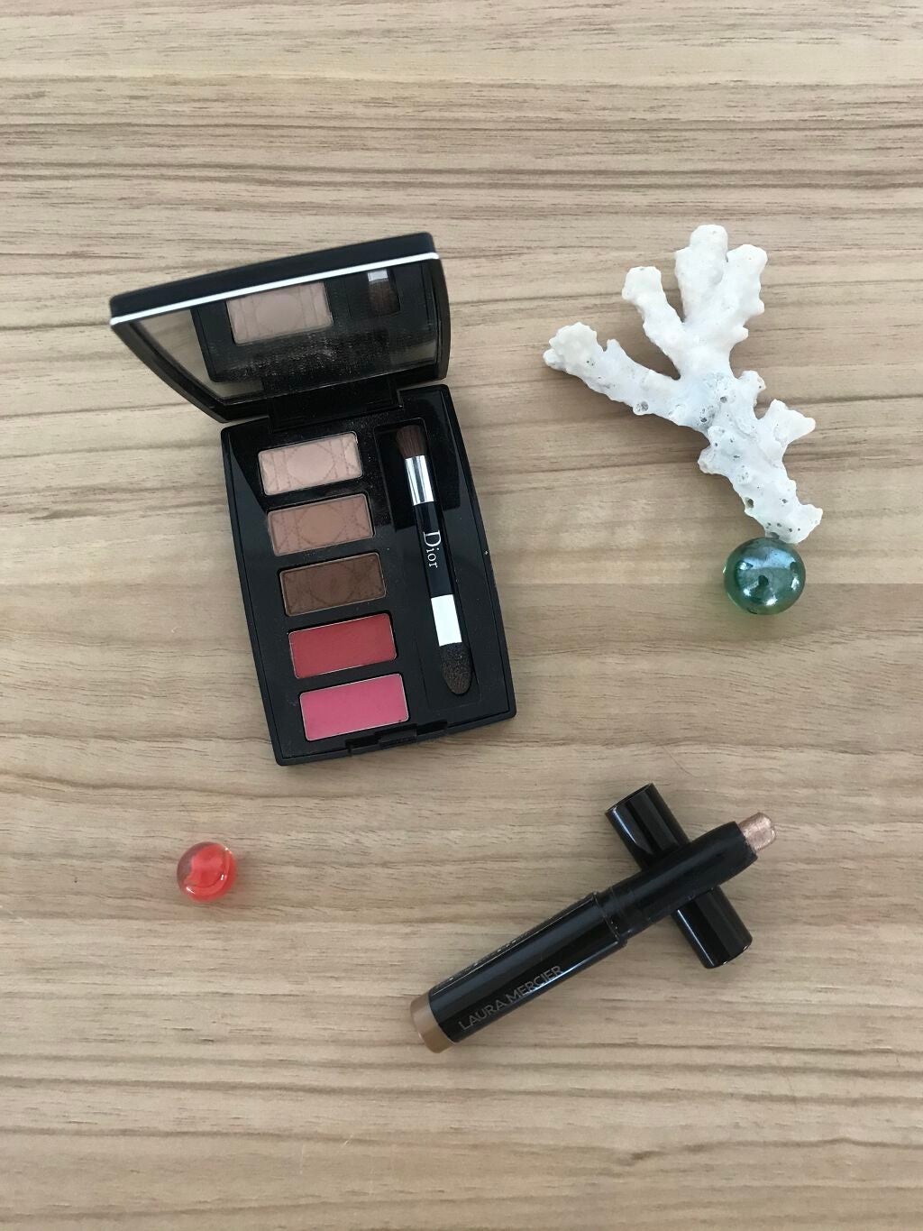 キャビアスティック アイカラー/ローラ メルシエ/スティックアイシャドウを使ったクチコミ(2枚目)