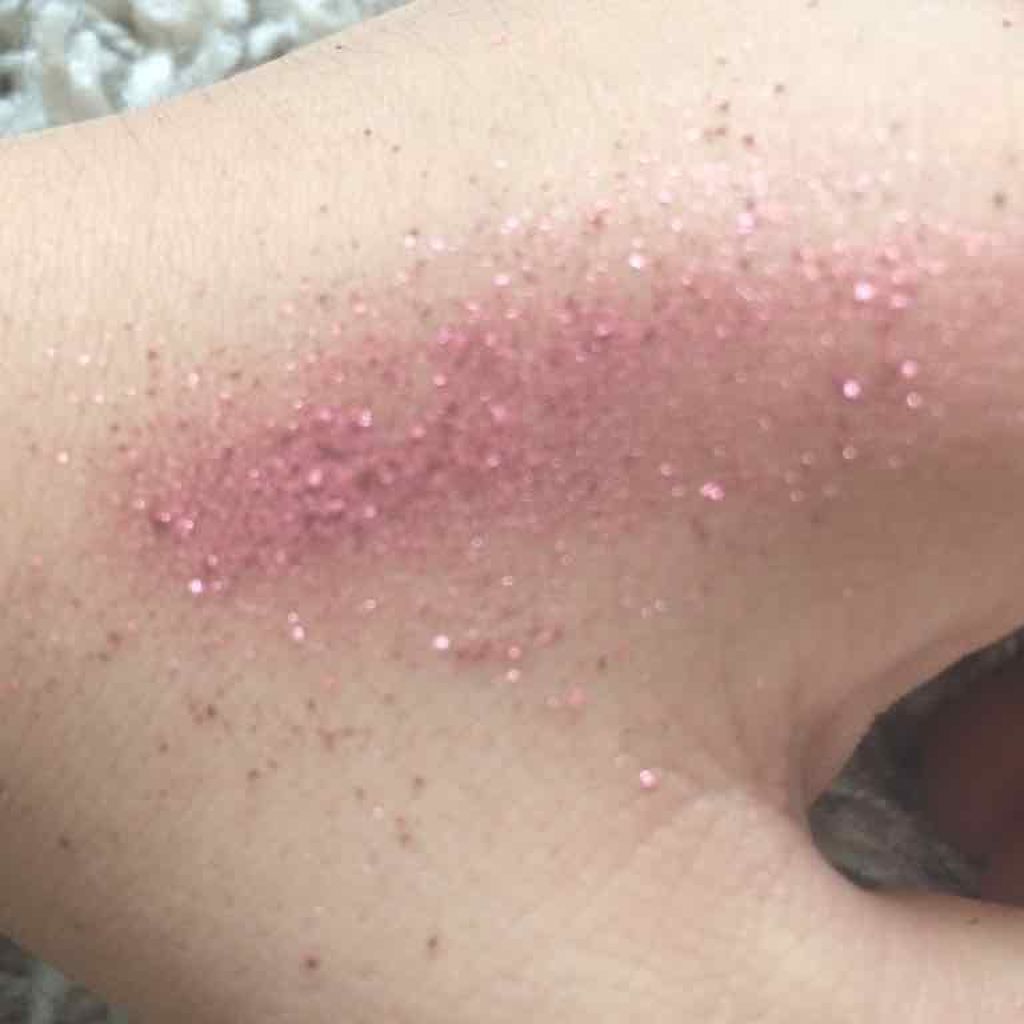 16CANDY ROCK PEAEL POWDER/16BRAND/単色アイシャドウを使ったクチコミ（2枚目）