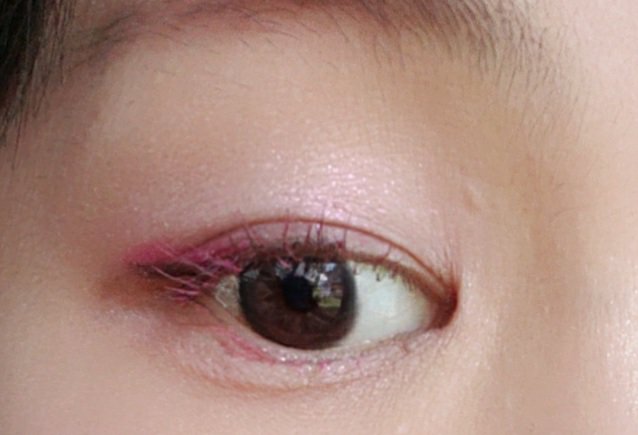 「密着アイライナー」しなやか筆リキッド/デジャヴュ/リキッドアイライナーを使ったクチコミ（3枚目）