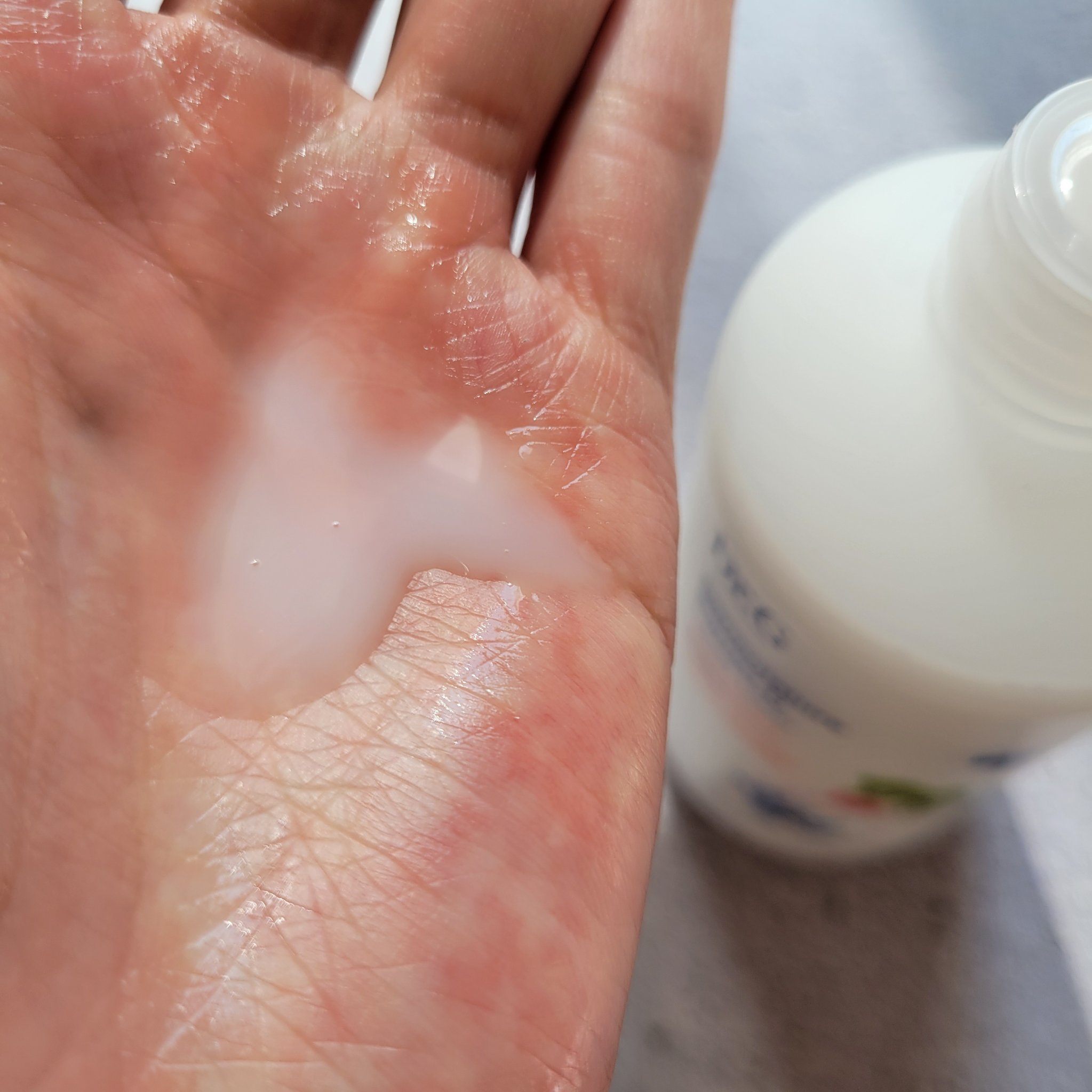 ザモイスチャーバリアDリキッドトナー/Dr.G/化粧水を使ったクチコミ（3枚目）