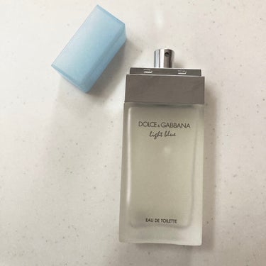 DOLCE&GABBANA BEAUTY LIGHT BLUE EAU DE TOILETTE（ライトブルー オードトワレ）のクチコミ「𑁍𓏸𓈒𓂃𓂃𓂃𓂃🕊𑁍𓏸𓈒𓂃𓂃𓂃𓂃🕊
　DOLCE&GABBANA BEAUTY
　　ライトブルー.....」（3枚目）