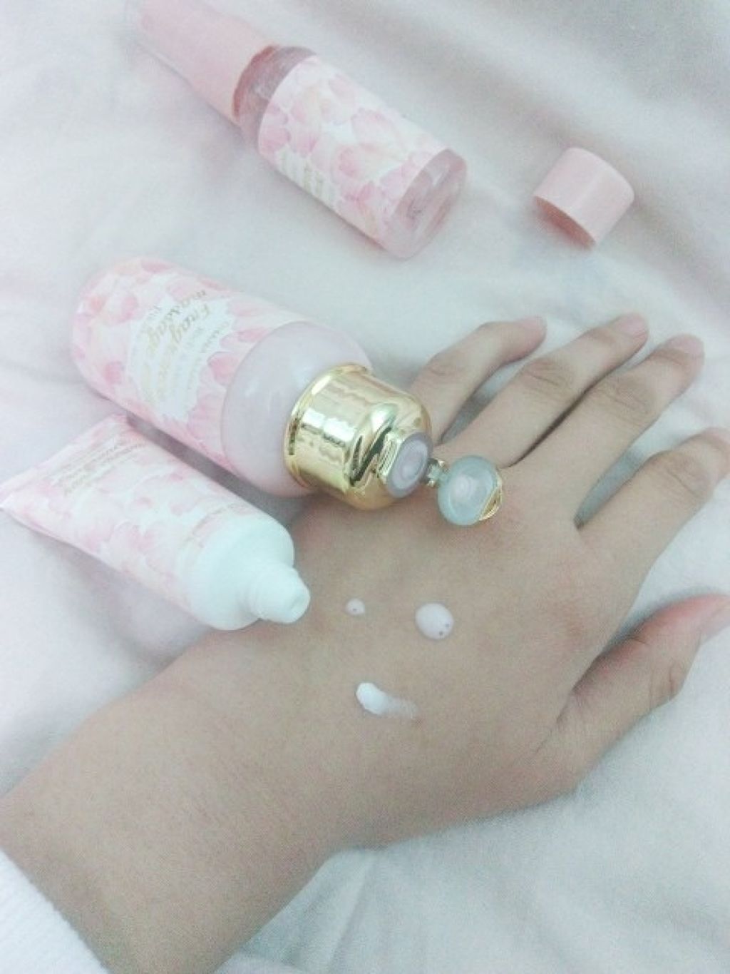 フレグランスヘアミスト ピカケ アウリィ/OHANA MAHAALO/ヘアミストを使ったクチコミ（3枚目）