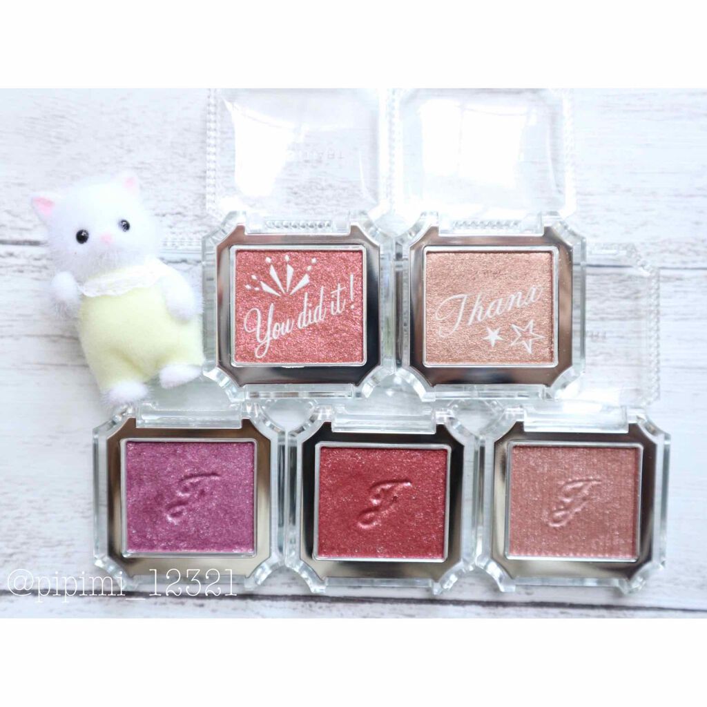 アイコニックルック アイシャドウ/JILL STUART/単色アイシャドウを使ったクチコミ(1枚目)