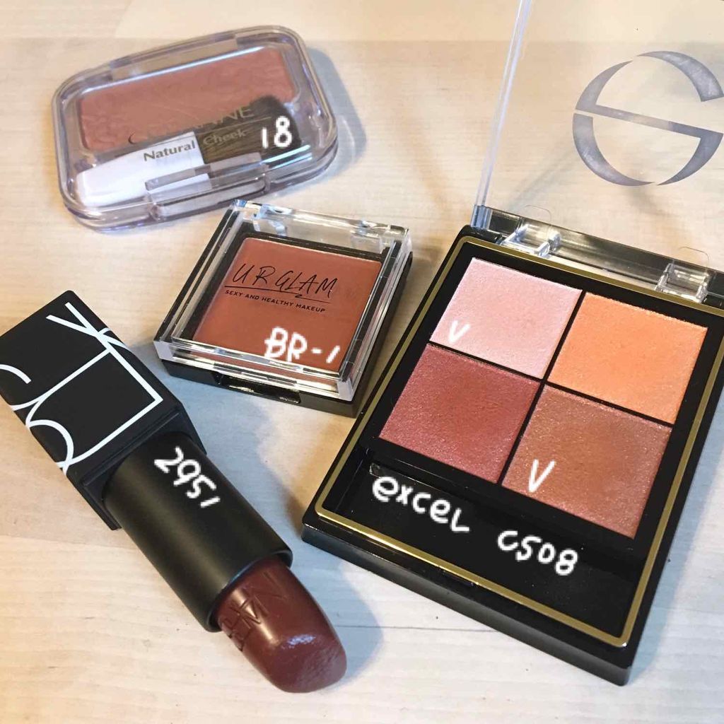 リアルクローズシャドウ/excel/アイシャドウパレットを使ったクチコミ（2枚目）