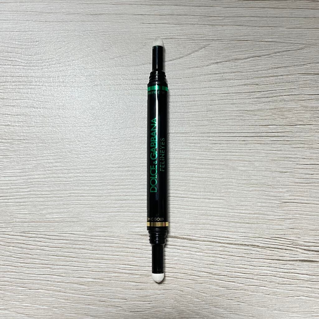 フェリンアイズ シマートップコート パウダーデュオ/DOLCE&GABBANA BEAUTY/ペンシルアイライナーを使ったクチコミ(2枚目)