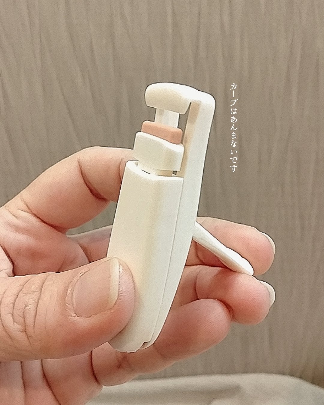 くうたろ on LIPS 「SHEIN購入品/にゃんとかわいい部分用ビューラー🐈犬派だけど..」(3枚目)