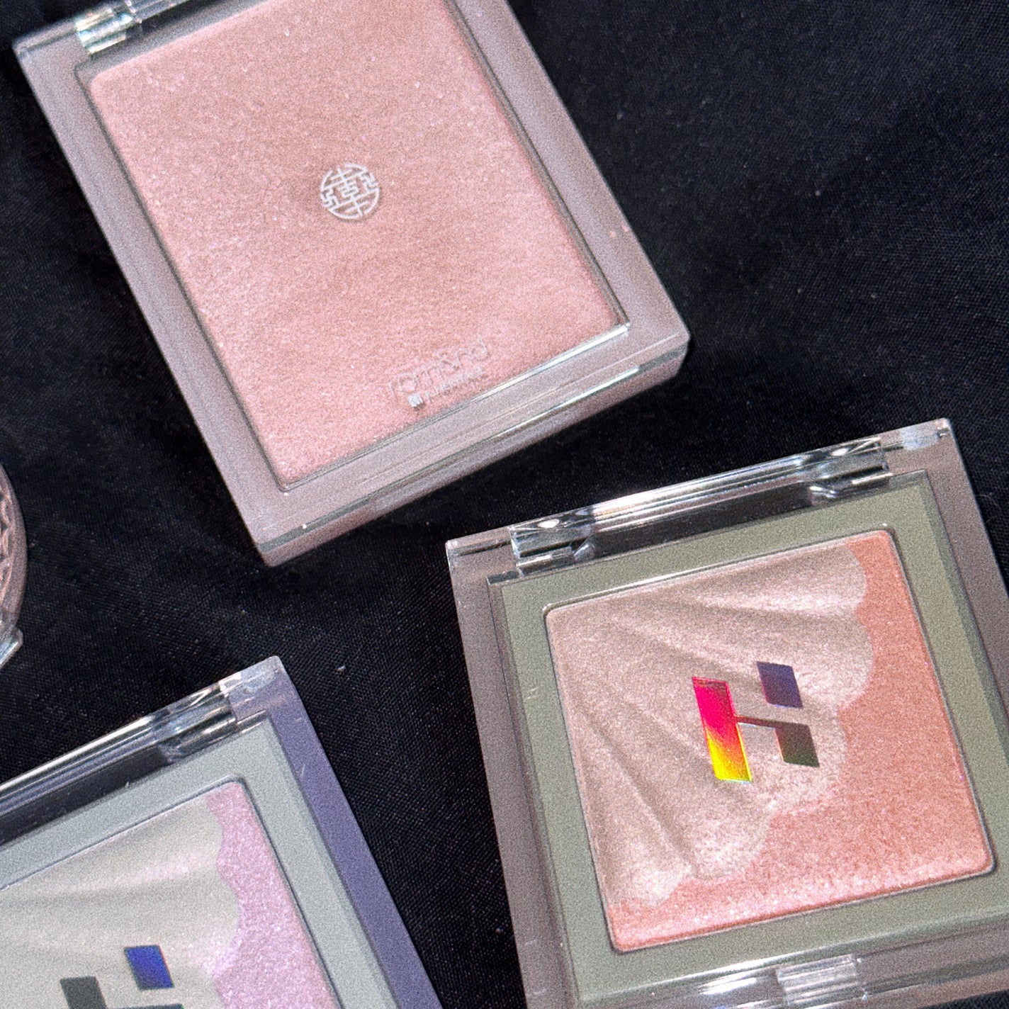 パールグロウハイライト/CEZANNE/パウダーハイライトを使ったクチコミ(8枚目)