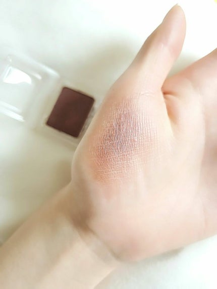 (旧)プレスド アイシャドー (レフィル)/shu uemura/単色アイシャドウを使ったクチコミ(3枚目)