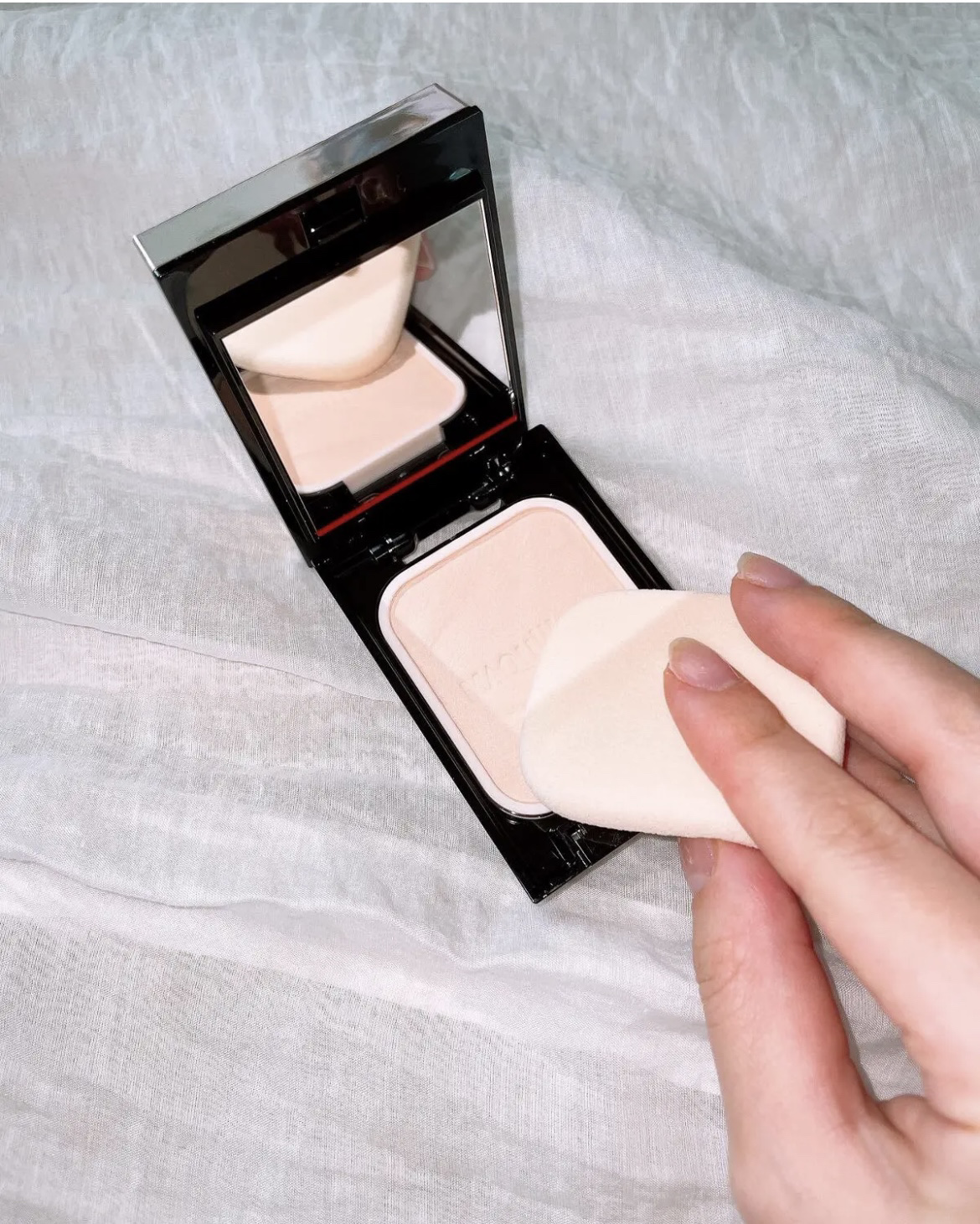 ドラマティックパウダリー EX/マキアージュ/パウダーファンデーション by look 🤍フォロバ100