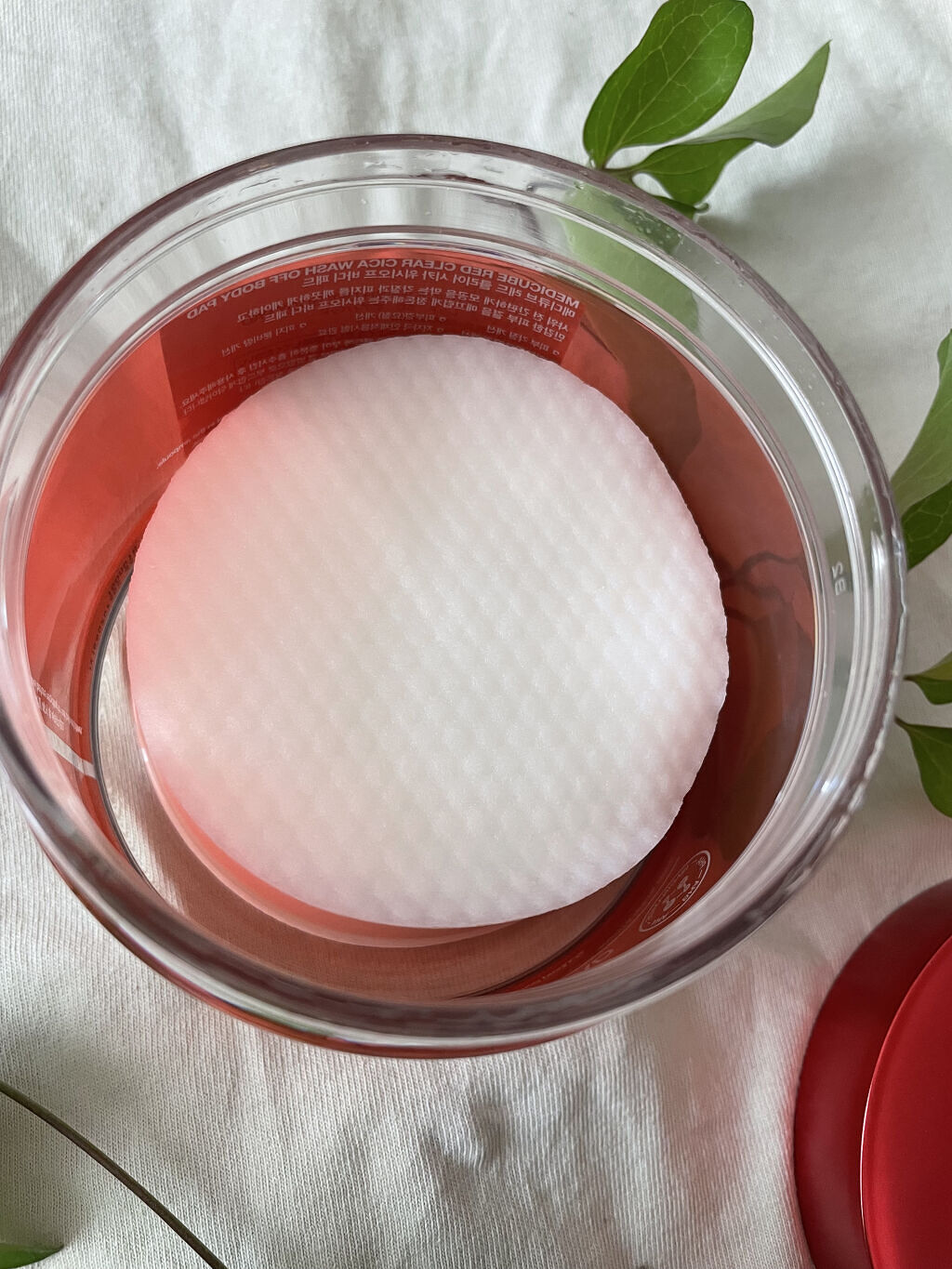 レッドシカ洗い流すボディパッド/MEDICUBE/ボディシートを使ったクチコミ（2枚目）