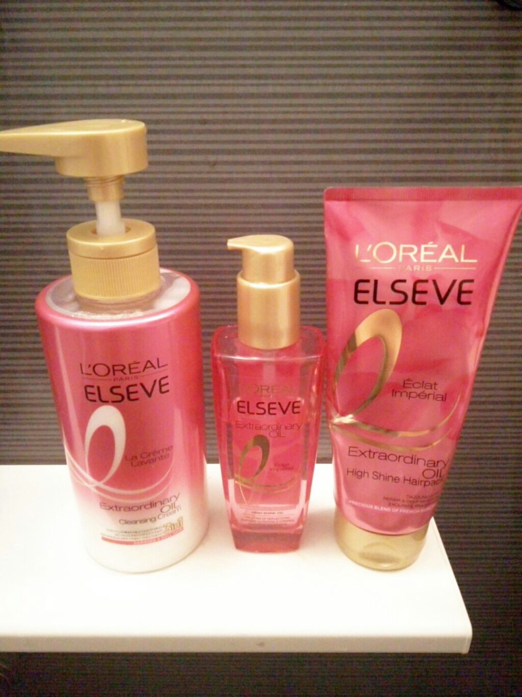 エクストラオーディナリー オイル ラ クレム ラヴォン クレンジング クリーム さらさらシャイン/ロレアル パリ/頭皮クレンジングを使ったクチコミ（1枚目）