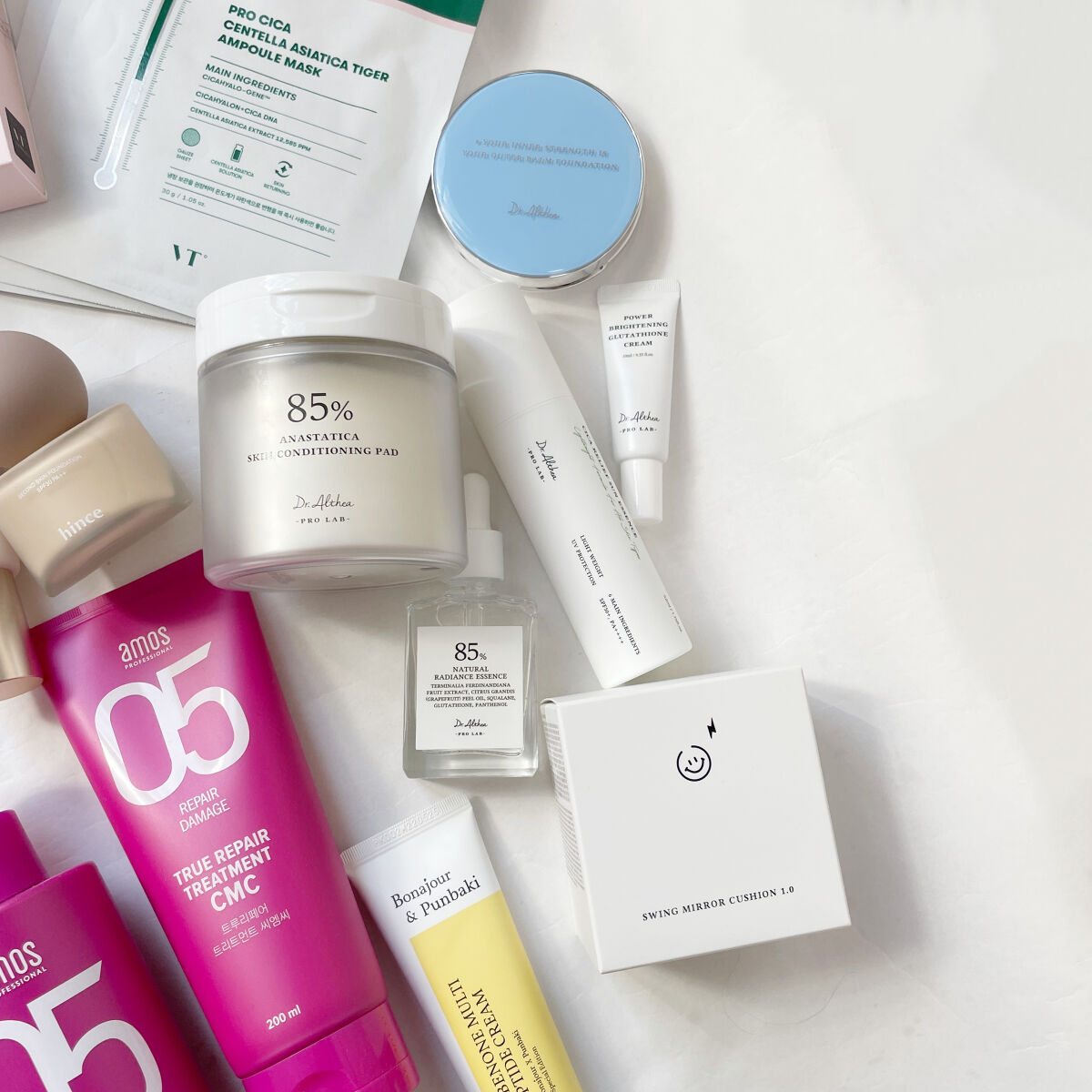 セカンドスキンカバーコンシーラー/hince/リキッドコンシーラーを使ったクチコミ（3枚目）