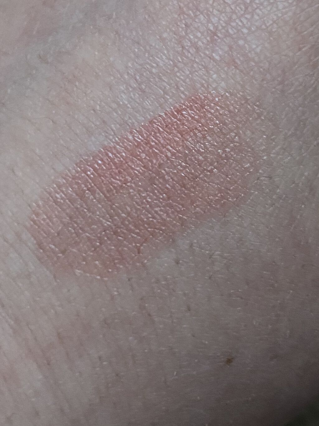 ヴォリュプテ プランプインカラー 1 マッド ヌード/YVES SAINT LAURENT BEAUTE/口紅を使ったクチコミ（2枚目）