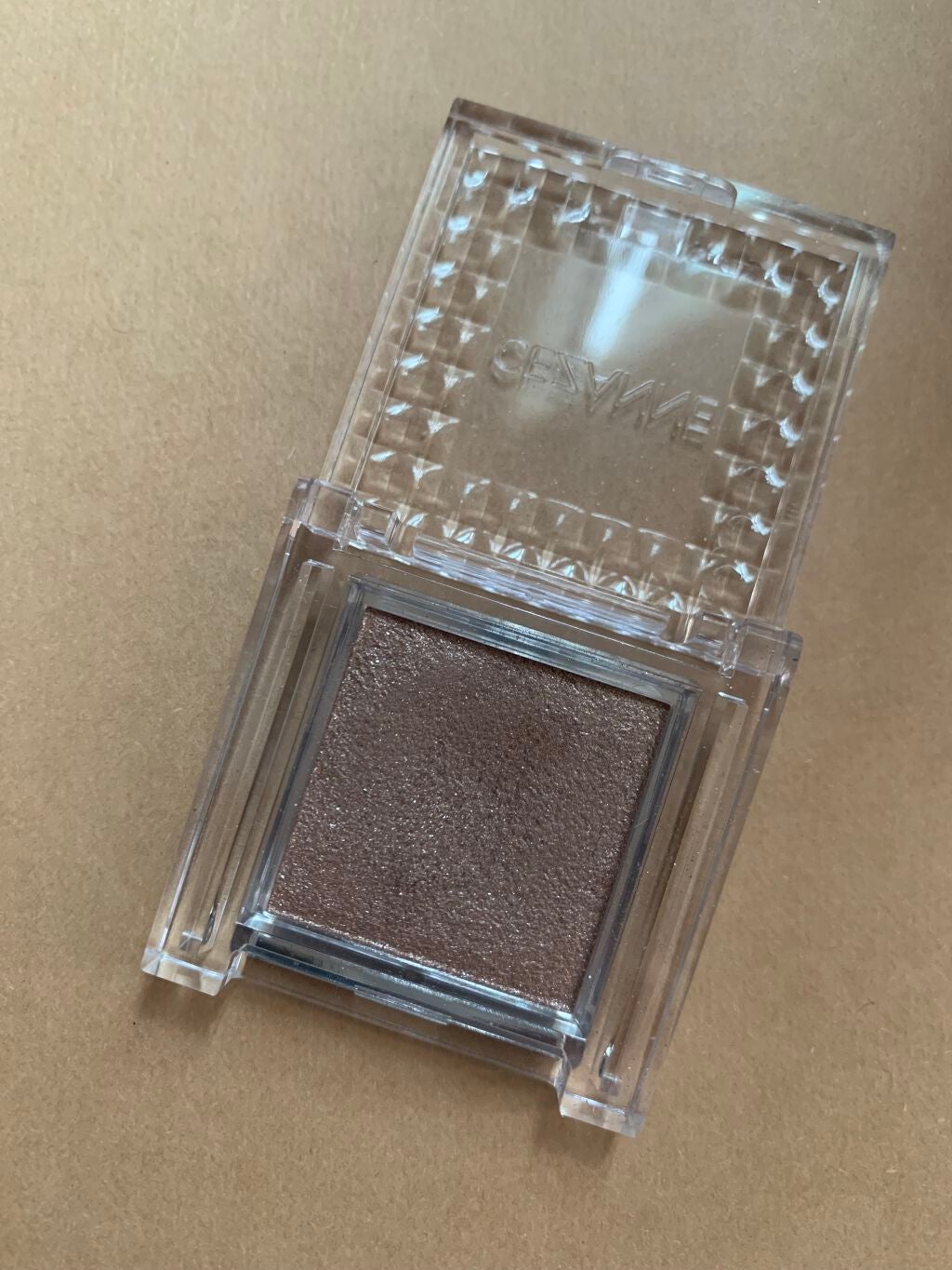 シングルカラーアイシャドウ/CEZANNE/単色アイシャドウを使ったクチコミ(3枚目)