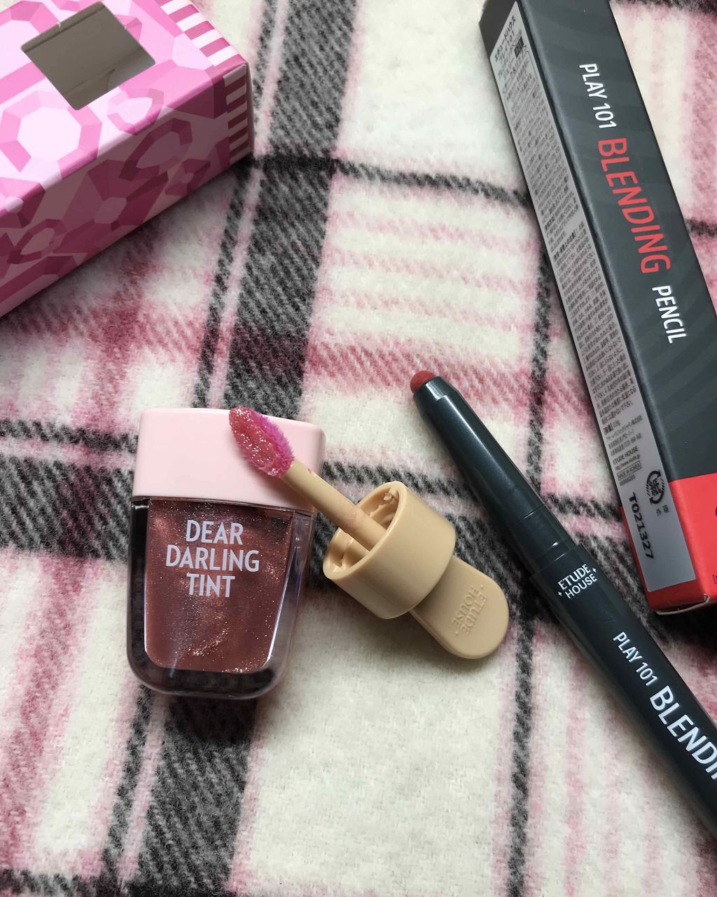 プレイ101 ブレンディングペンシル /ETUDE/スティックアイシャドウを使ったクチコミ（2枚目）