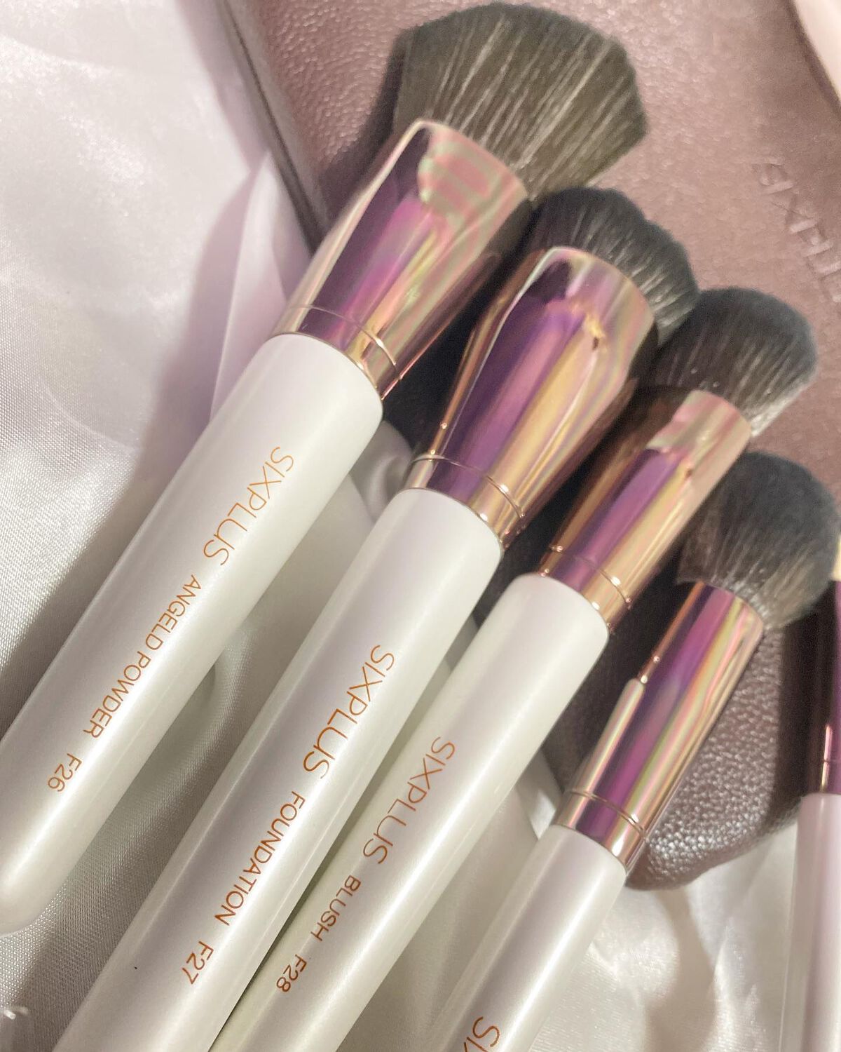 SIXPLUS エレガンスシリーズ ホワイトパール メイクブラシ11本セット/SIXPLUS/メイクブラシを使ったクチコミ(3枚目)