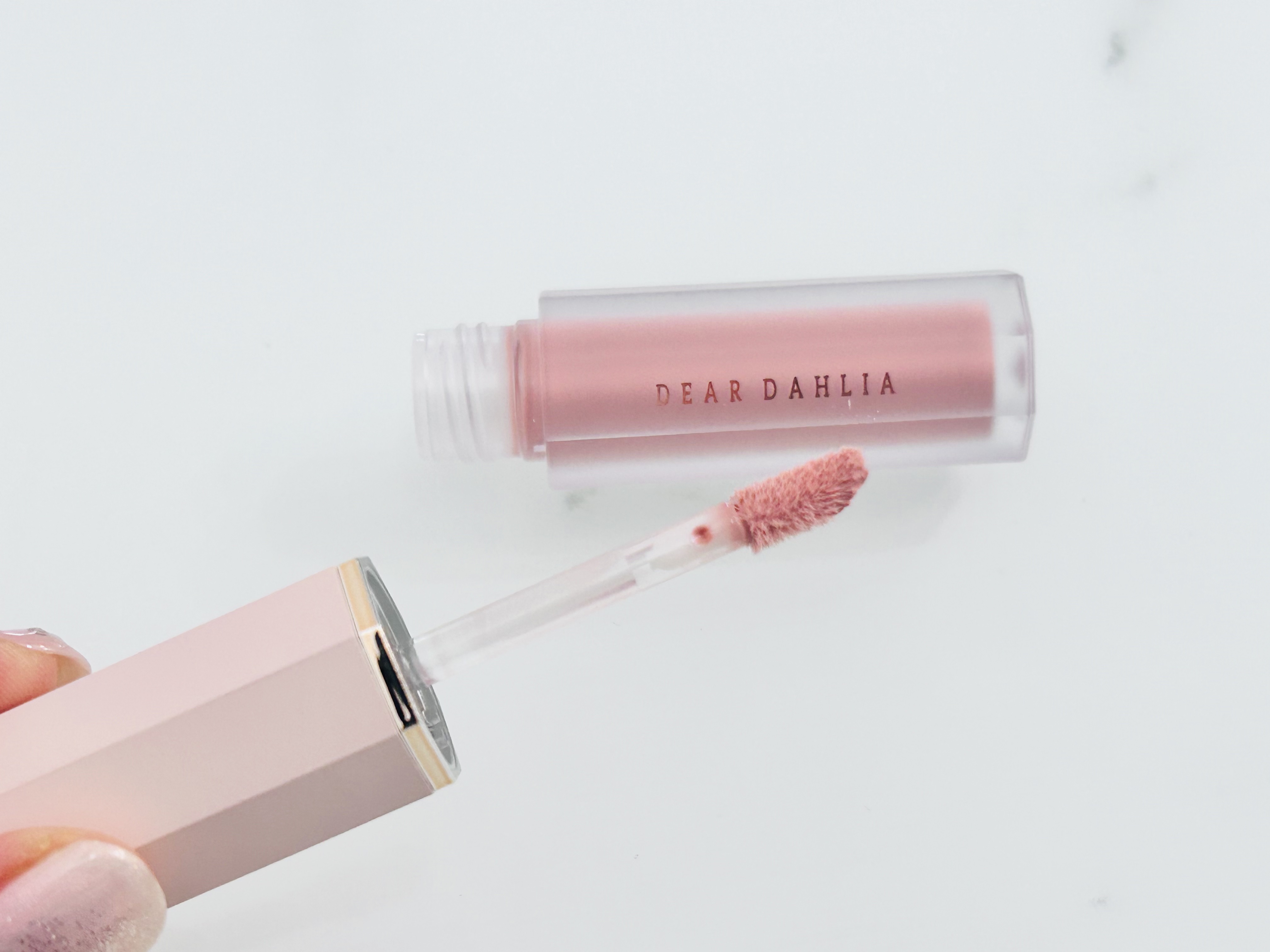 ペタルドロップリキッドブラッシャー/DEAR DAHLIA/リキッドチークを使ったクチコミ（2枚目）