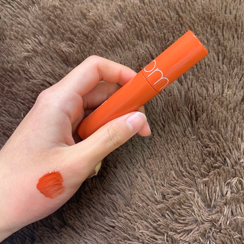 ジューシーラスティングティント/rom&nd/リップティントを使ったクチコミ(1枚目)