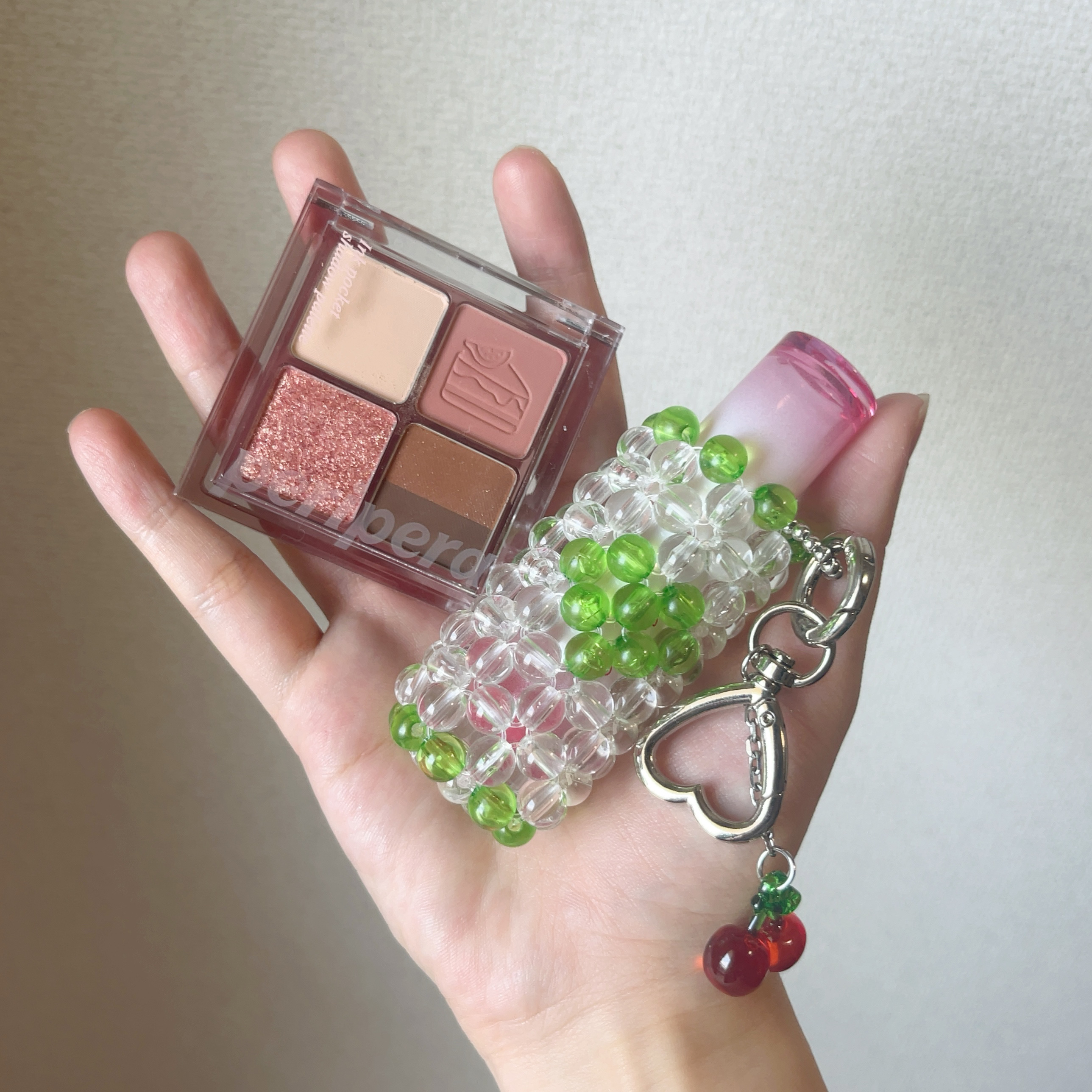 ペリペラ インク ポケット シャドウ パレット 05 TOUCHING TARO STARS/PERIPERA/アイシャドウパレットを使ったクチコミ（1枚目）