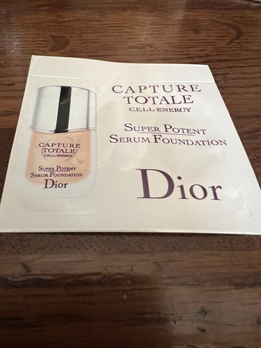 【旧】カプチュール トータル セル ENGY スーパー セラム ファンデーション/Dior/リキッドファンデーションを使ったクチコミ（1枚目）