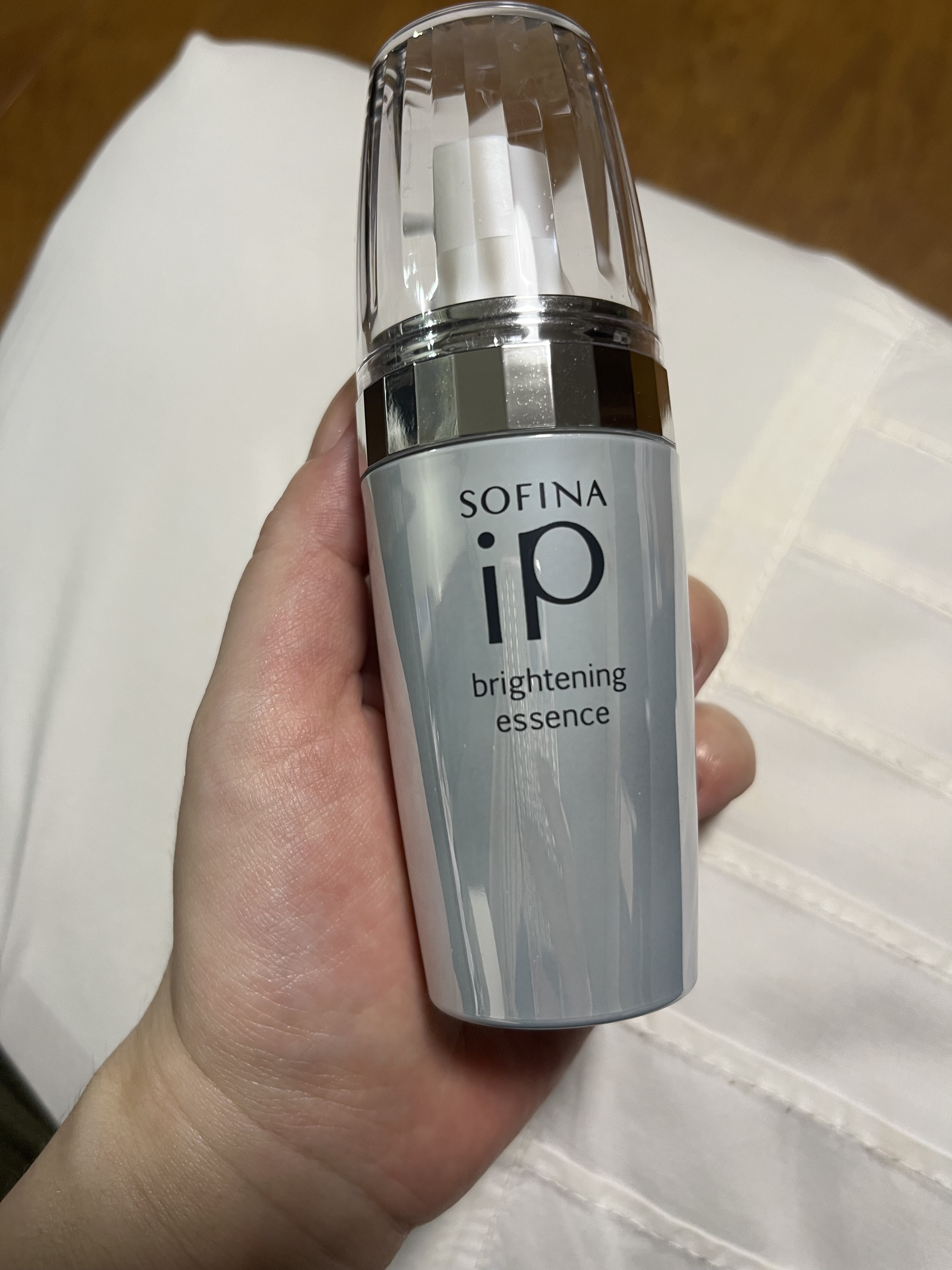 お値引きあり】ソフィーナ ブライトニング美容液 モイストリフト美容液
