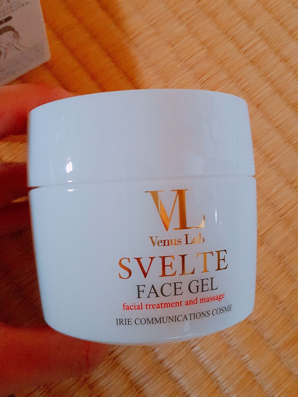 スヴェルトフェイスジェル/ヴィーナスラボ/フェイスクリームを使ったクチコミ（1枚目）