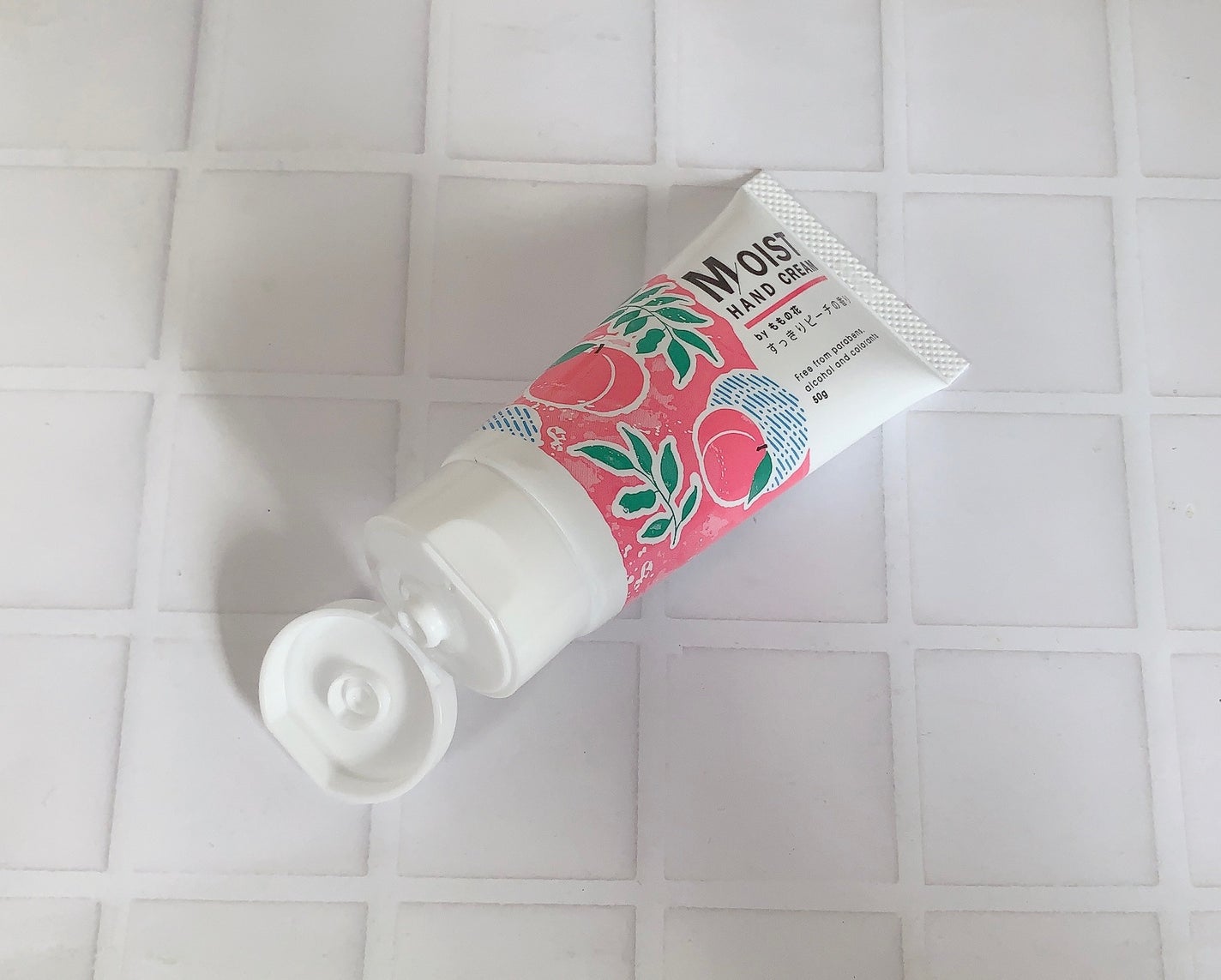 ももの花 モイストハンドクリーム すっきりピーチの香り/オリヂナル/ハンドクリームを使ったクチコミ(3枚目)