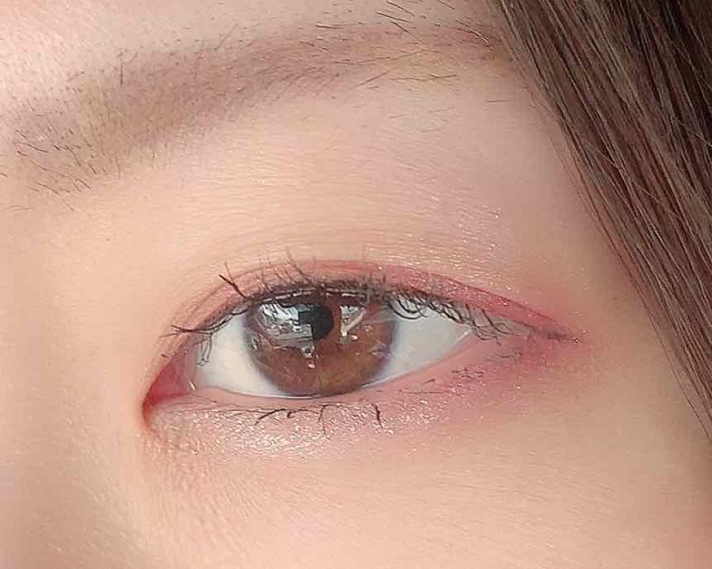 ルックアット マイアイジュエル/ETUDE/単色アイシャドウを使ったクチコミ(2枚目)