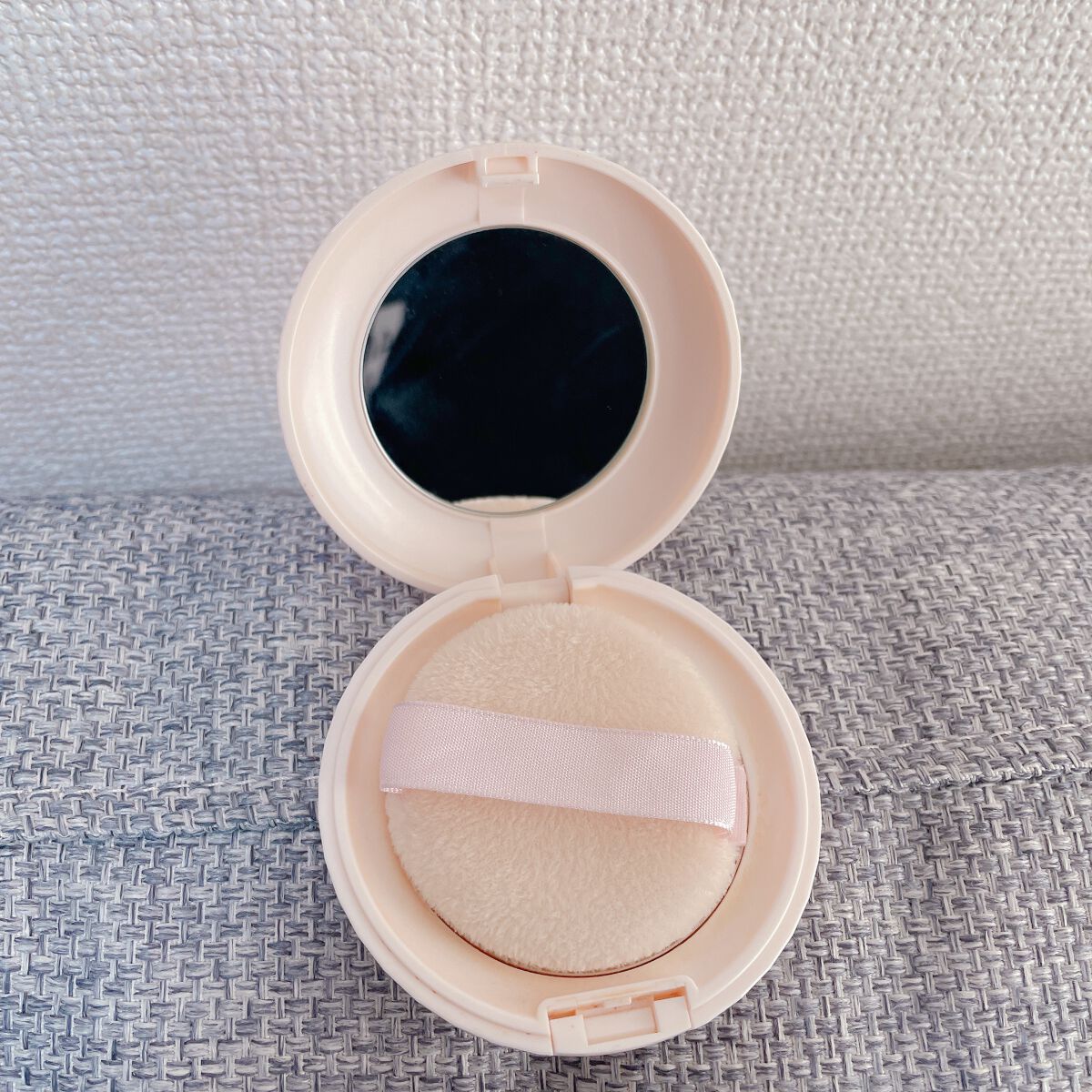 ミネラルBBパウダー NM（ナチュラルマット）/毛穴パテ職人/プレストパウダーを使ったクチコミ（2枚目）