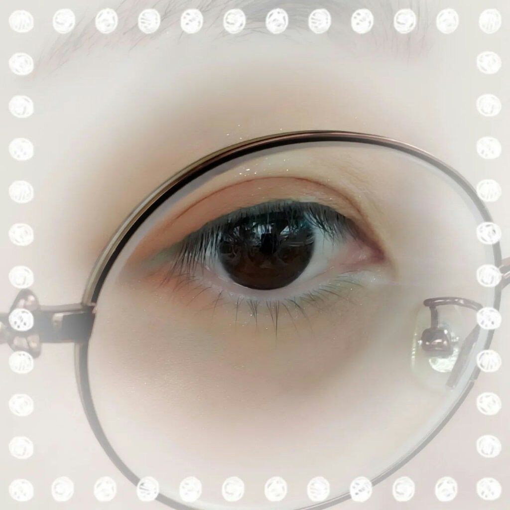 レトロマグネティック アイシャドウパレット/FlowerKnows/アイシャドウパレットを使ったクチコミ（3枚目）