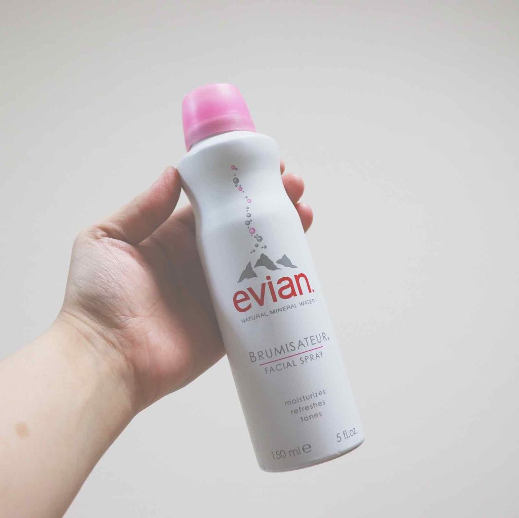フェイシャルスプレー/エビアン/ミスト状化粧水を使ったクチコミ（1枚目）