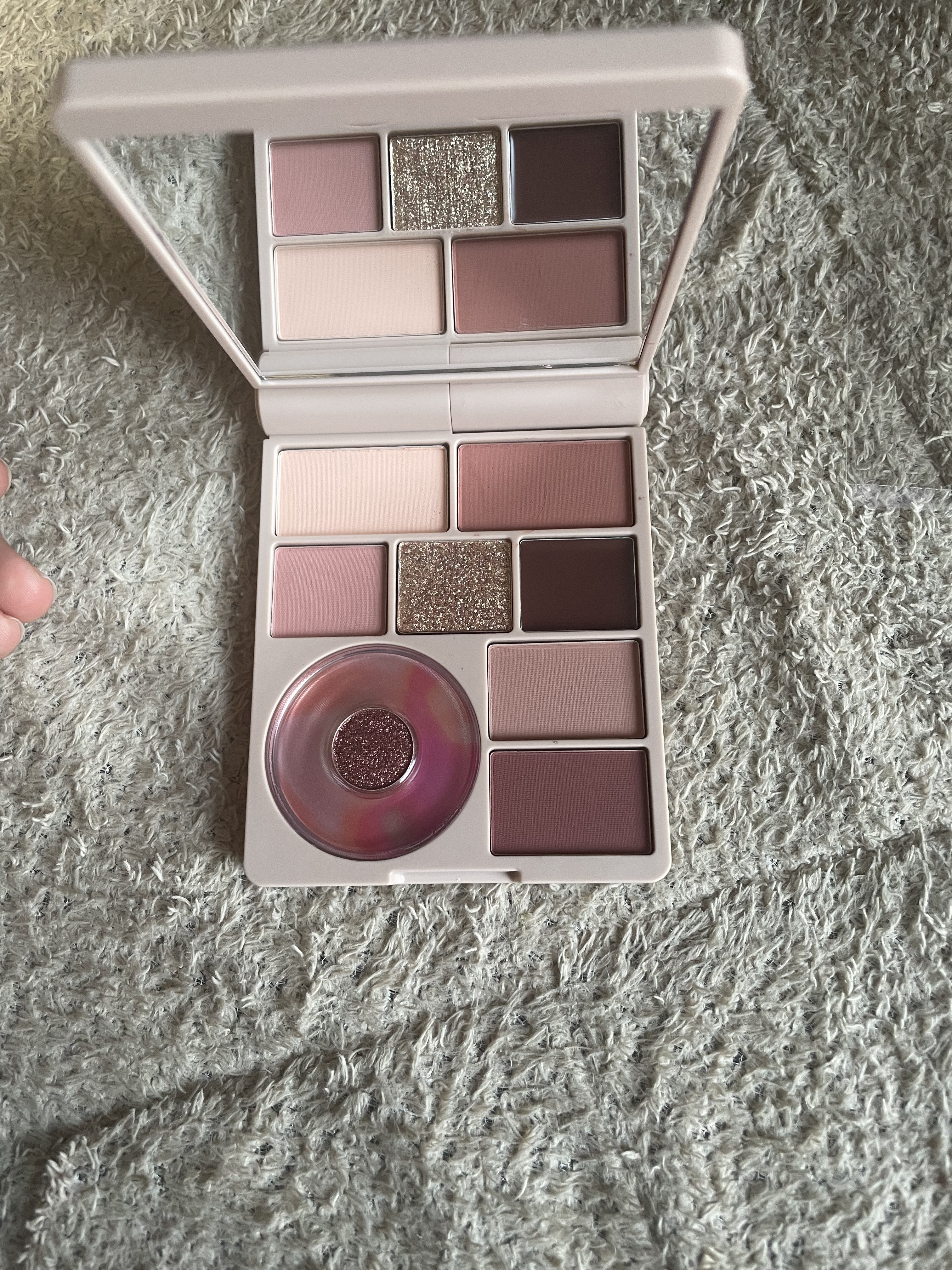 vinyl pop アイシャドウパレット/SHEGLAM/アイシャドウパレットを使ったクチコミ（1枚目）