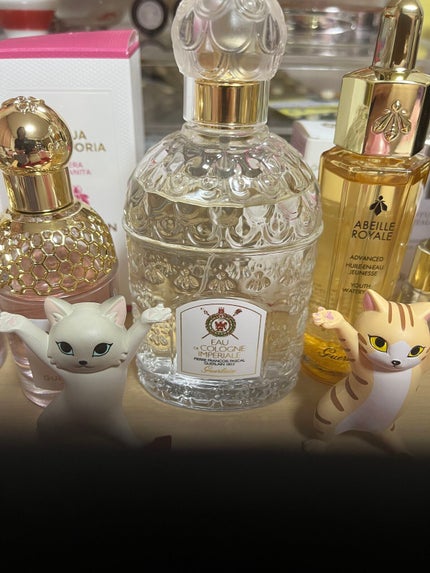 GUERLAIN オーインペリアル オーデコロンのクチコミ「GUERLAINのオーインペリアル オーデコロンです。
瓶に表された69匹の蜂はナポレオン家.....」(1枚目)