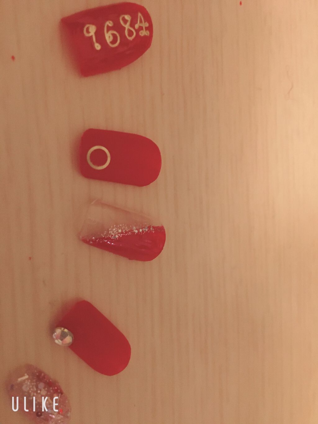 ITGグリッターネイル/DAISO/マニキュアを使ったクチコミ（1枚目）