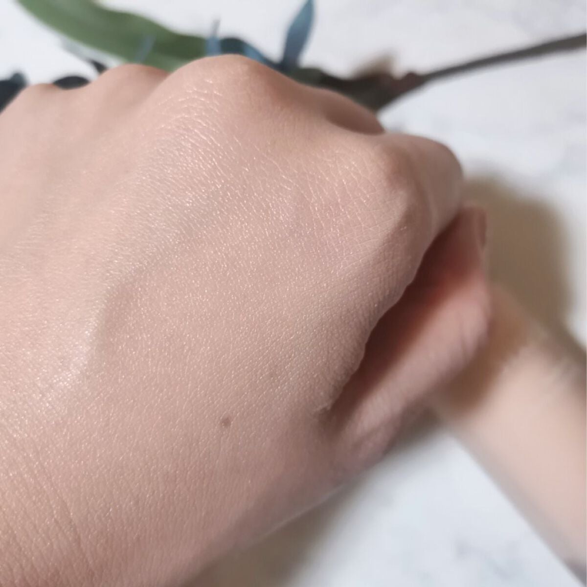 SIXPLUS スムージング フローレス リキッドファンデーション/SIXPLUS/リキッドファンデーションを使ったクチコミ(4枚目)