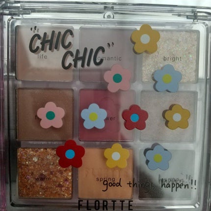スマイルハート Chic Chicアイシャドウ/FLORTTE/アイシャドウパレットを使ったクチコミ(5枚目)