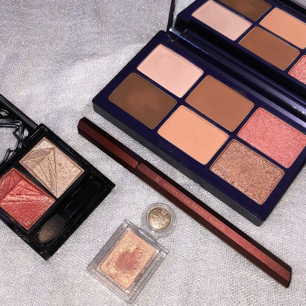 シャドーカスタマイズ/MAJOLICA MAJORCA/単色アイシャドウを使ったクチコミ(2枚目)