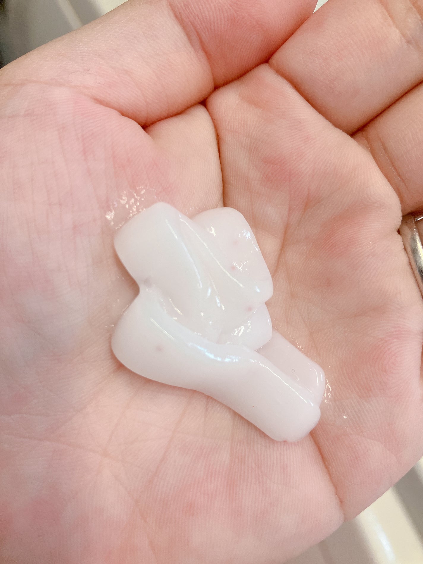 ダメージリペア ボンディングケア シャンプー/トリートメント/IT’S WHAT’S INSIDE THAT MATTERS./市販シャンプーを使ったクチコミ(4枚目)