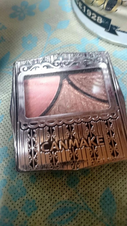 ジューシーピュアアイズ/キャンメイク/アイシャドウパレットを使ったクチコミ(1枚目)