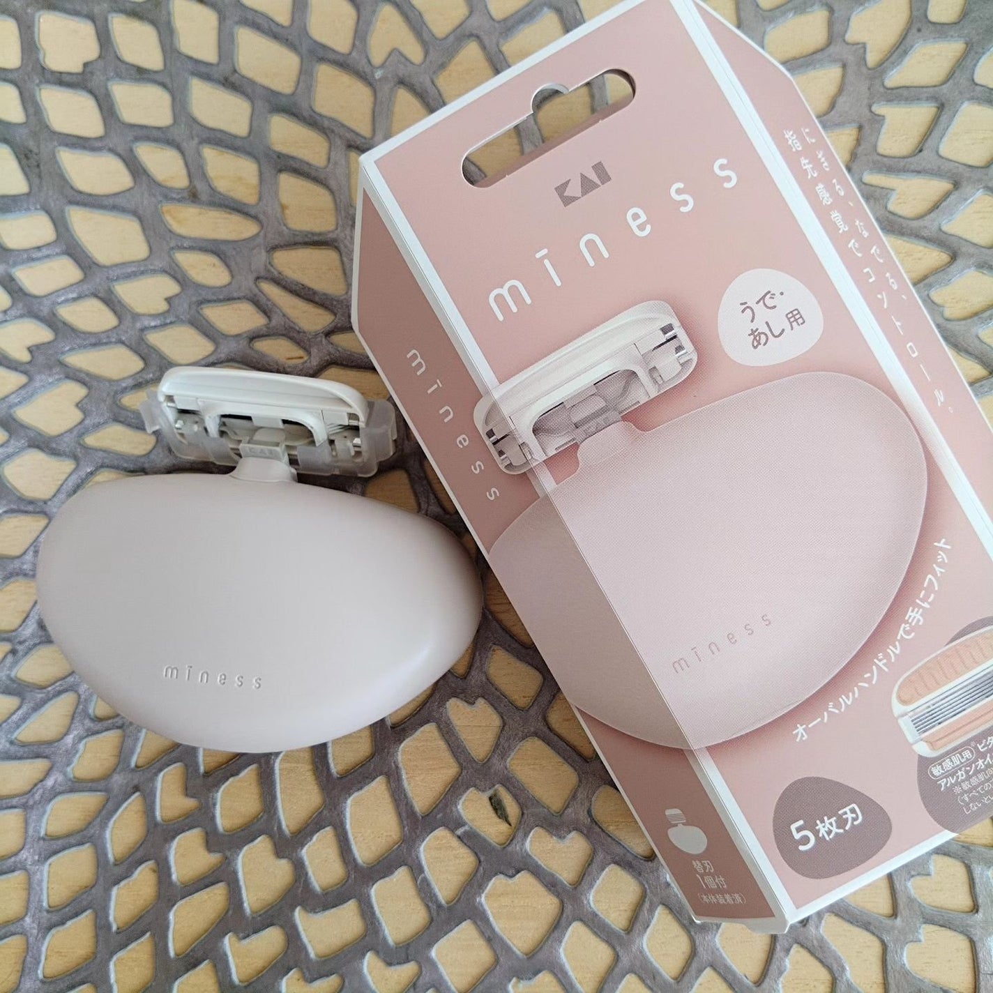 miness ボディ用カミソリ 替刃2個付/貝印/シェーバーを使ったクチコミ(2枚目)