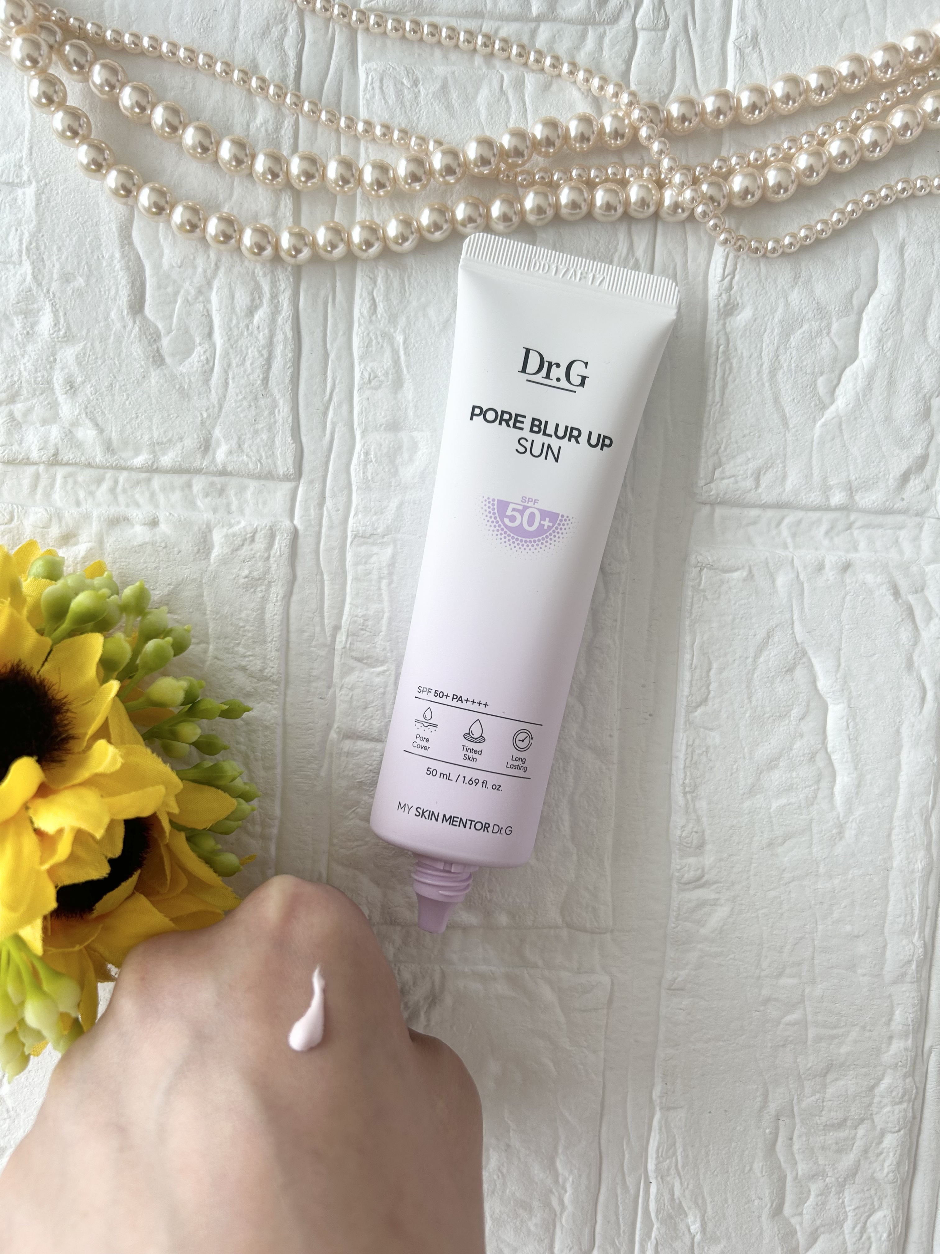 2024年4月発売✨新作🩷
日焼け止め化粧下地として使えるラベンダーカラーの日焼け止めです🪻

Dr.G
ボアブラーアップサン☀️

私はブルベなのでラベンダーカラーのプライマーは普段から使っていて大好きなんです✨
暑い季節は時に毛穴が