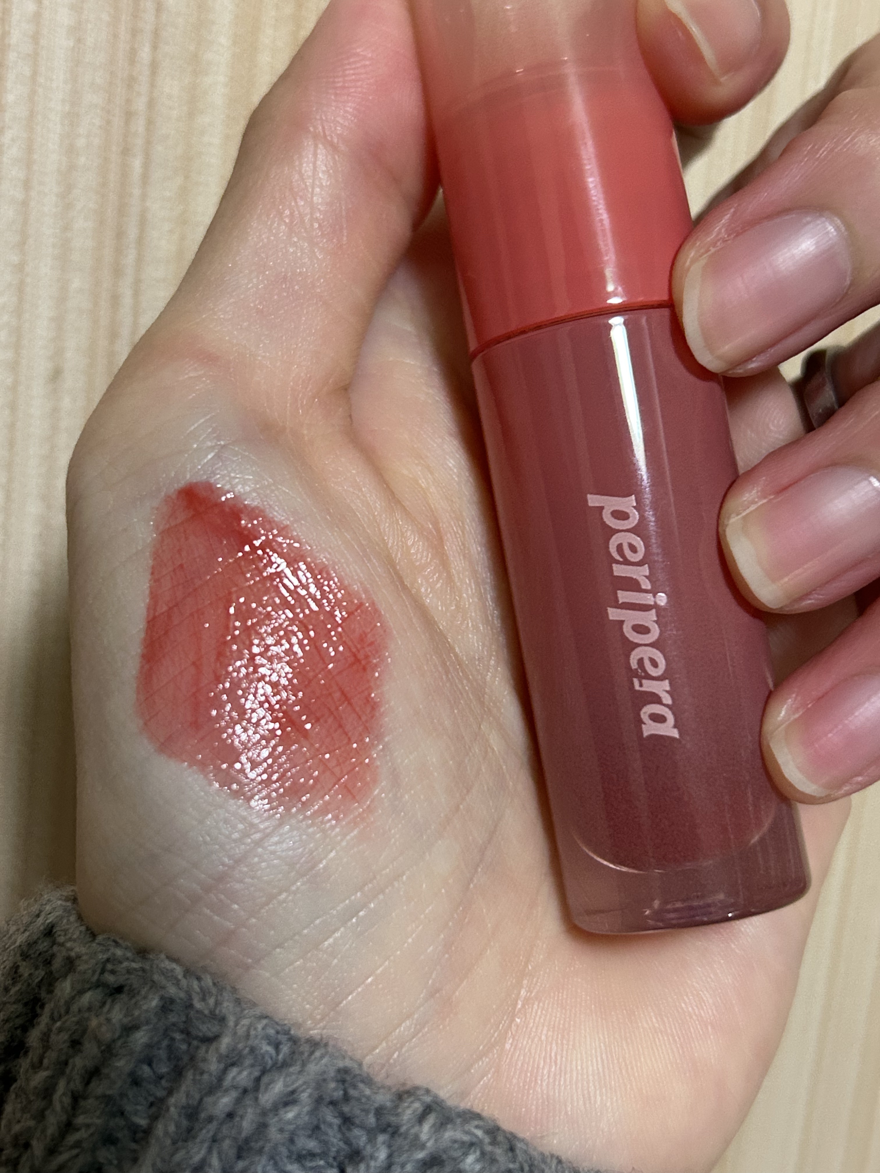 ペリペラ インク ムード グロイ ティント 02 CORAL INFLUENCER(イエベ必須コーラル)/PERIPERA/リップティントを使ったクチコミ（2枚目）