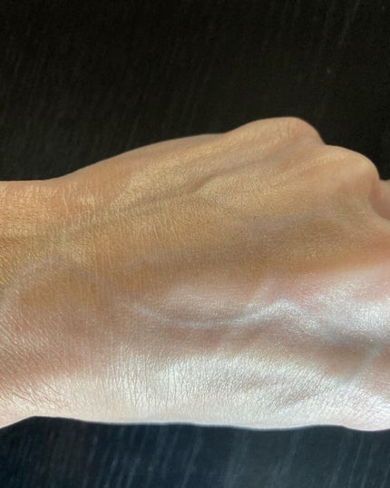 きららM on LIPS 「AAAA.ハイライターVANILLAは30種類の美容成分を贅沢..」(4枚目)