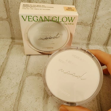 PERIPERA ムードヴィーガングロークッションのクチコミ「自然なツヤ肌仕上がり。

peripera
mood VEGAN GLOW cushion⚪ .....」（2枚目）