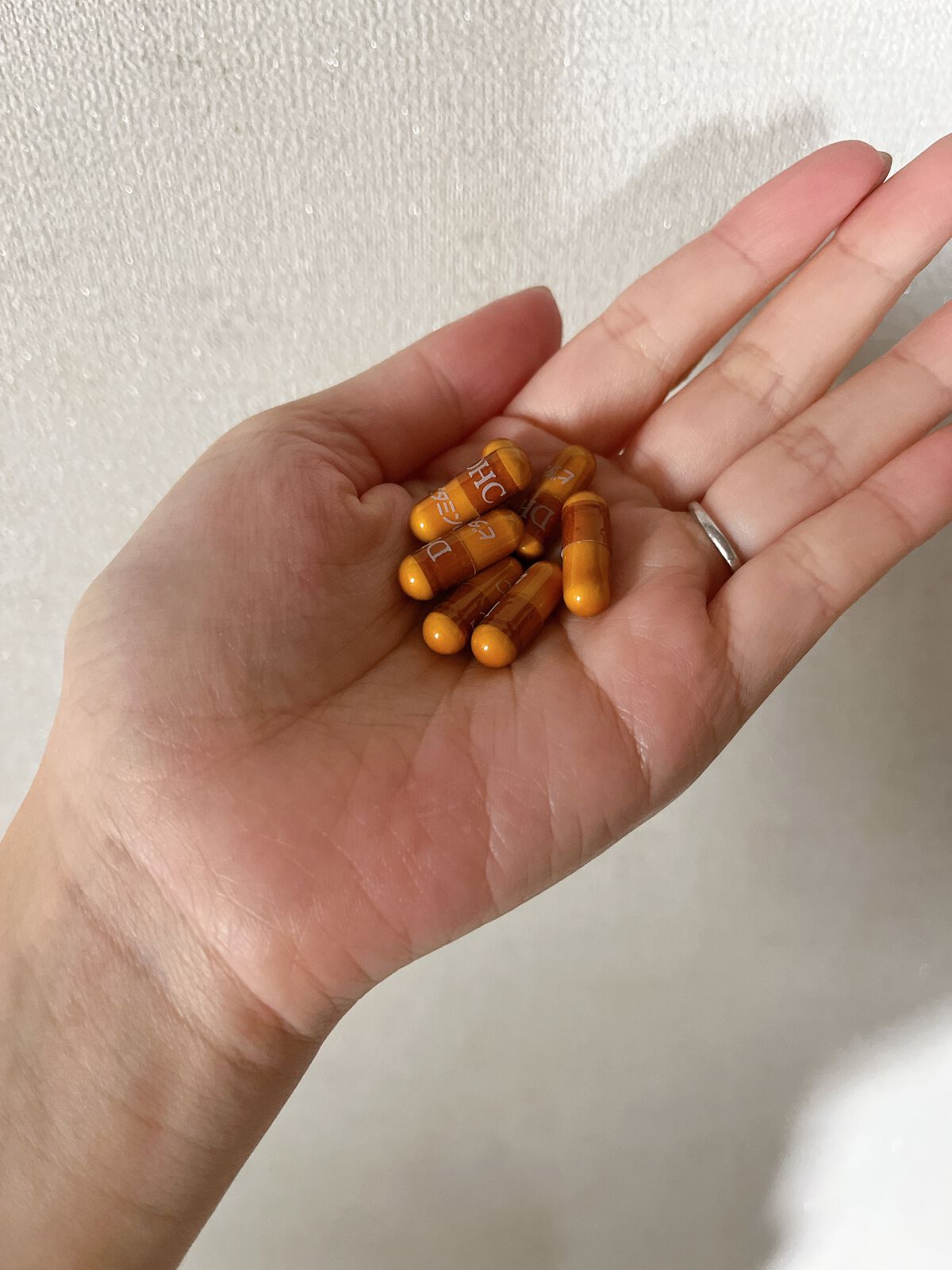 DHC ビタミンCハードカプセル/DHC/美容サプリメントを使ったクチコミ(3枚目)