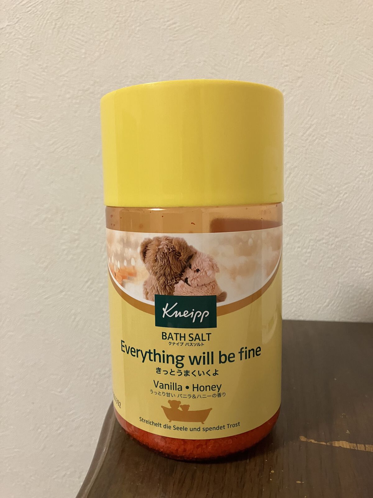 クナイプ バスソルト バニラ＆ハニーの香り 850g【旧】/クナイプ/無機塩系入浴剤を使ったクチコミ（1枚目）