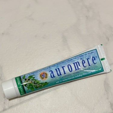 auromère（オーロメア） auromere（オーロメア） 歯磨き トラベルセットのクチコミ「
iharb購入品💐
インドの歯磨き粉auromère！

iharbではけっこう有名な商品で.....」（2枚目）