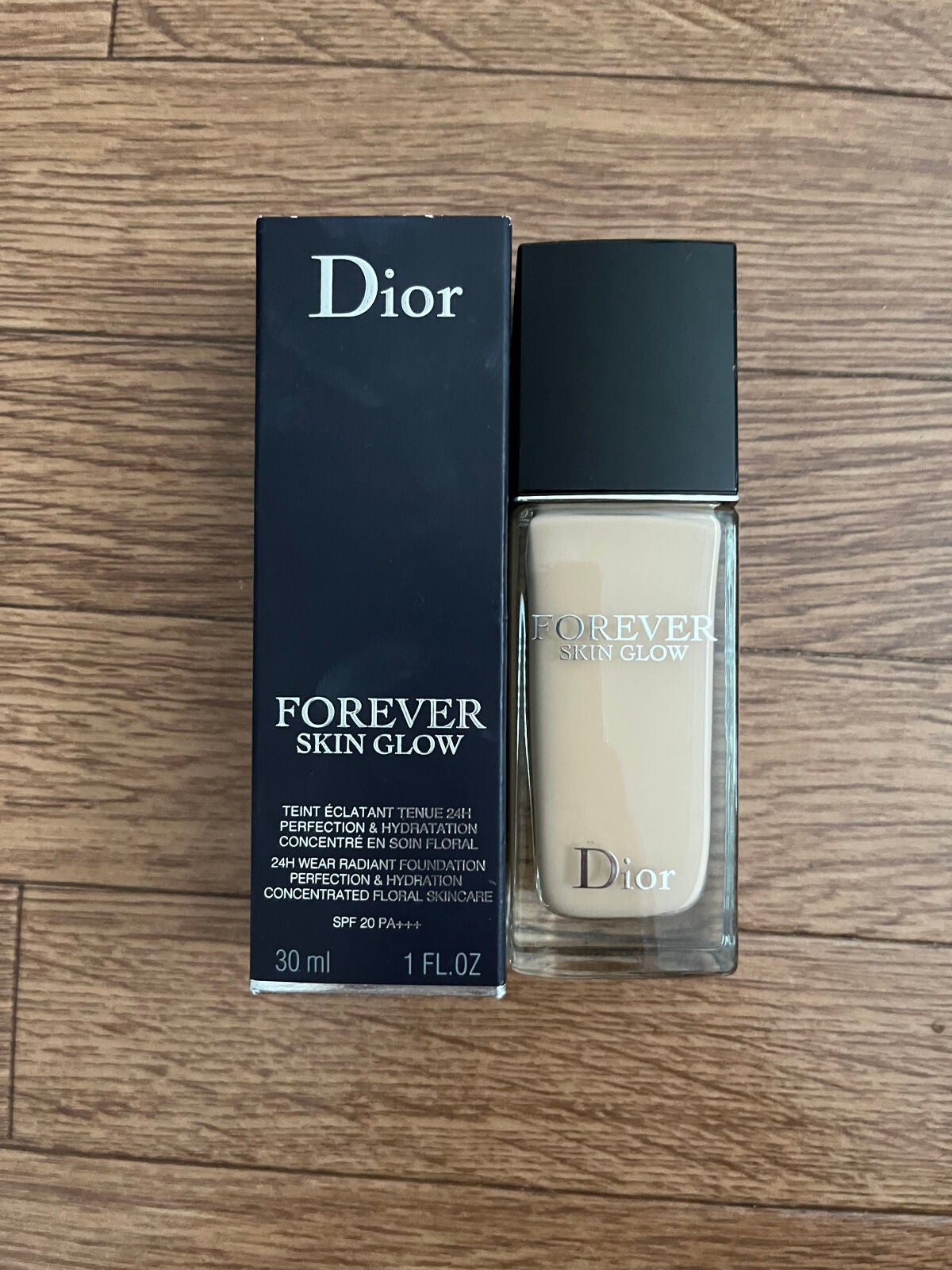 ディオールスキン フォーエヴァー フルイド グロウ/Dior/リキッドファンデーションを使ったクチコミ(1枚目)